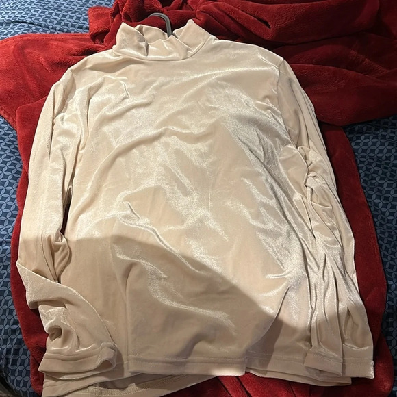 Monte Carlo shiny velvet high neck long sleeve  top Sz L - Picture 11 of 11